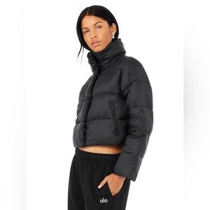 ALO YOGA GOLD RUSH PUFFER size Small
